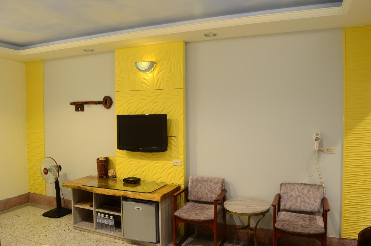 Jia Yuan Homestay Hengchun South Gate Exterior photo